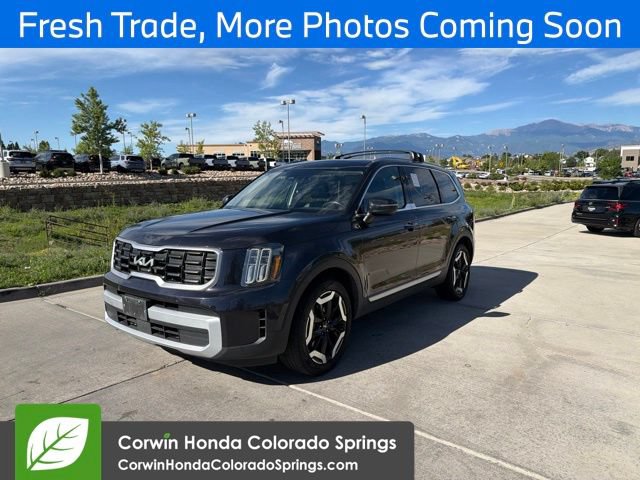 Used 2025 Kia Telluride S AWD/4WD image 3