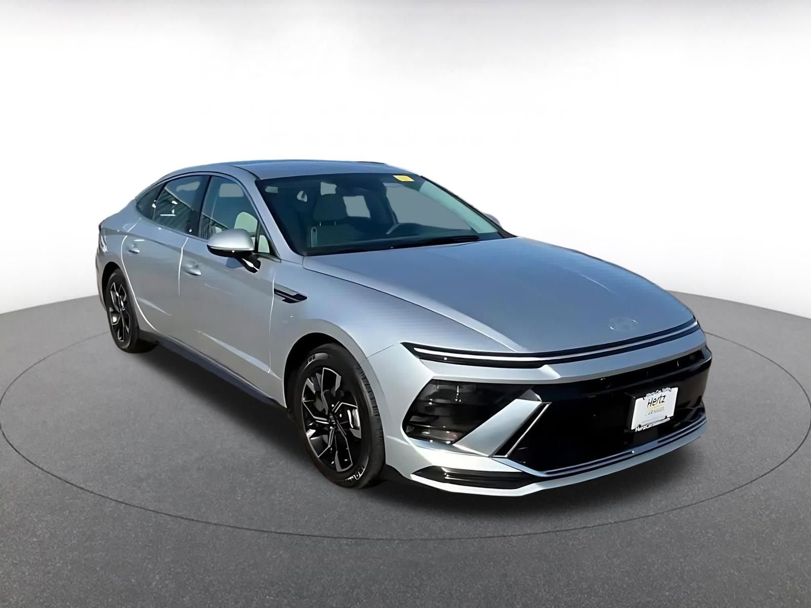 Used 2025 Hyundai Sonata SEL image 3