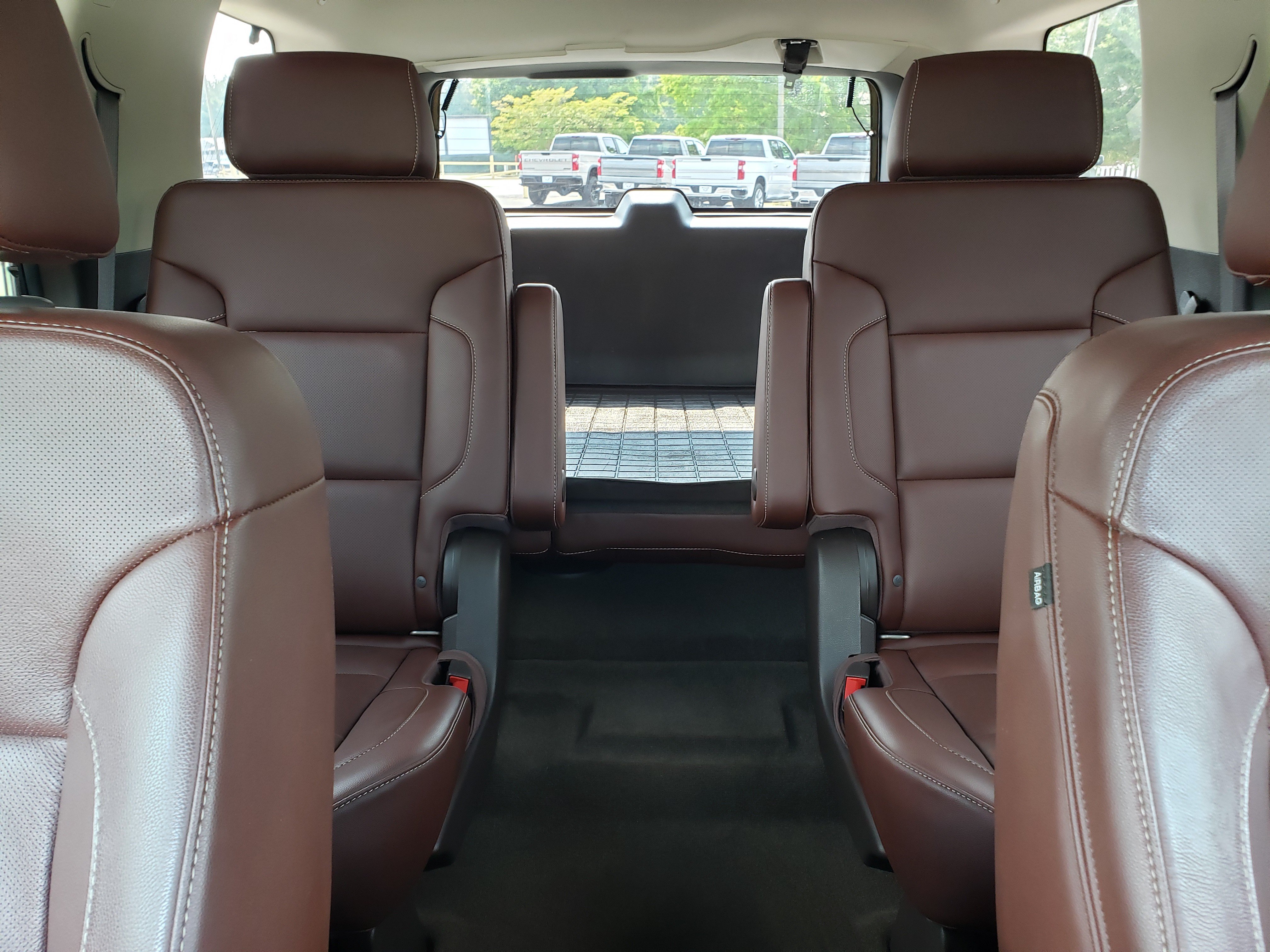Used 2018 Chevrolet Tahoe Premier RWD image 27