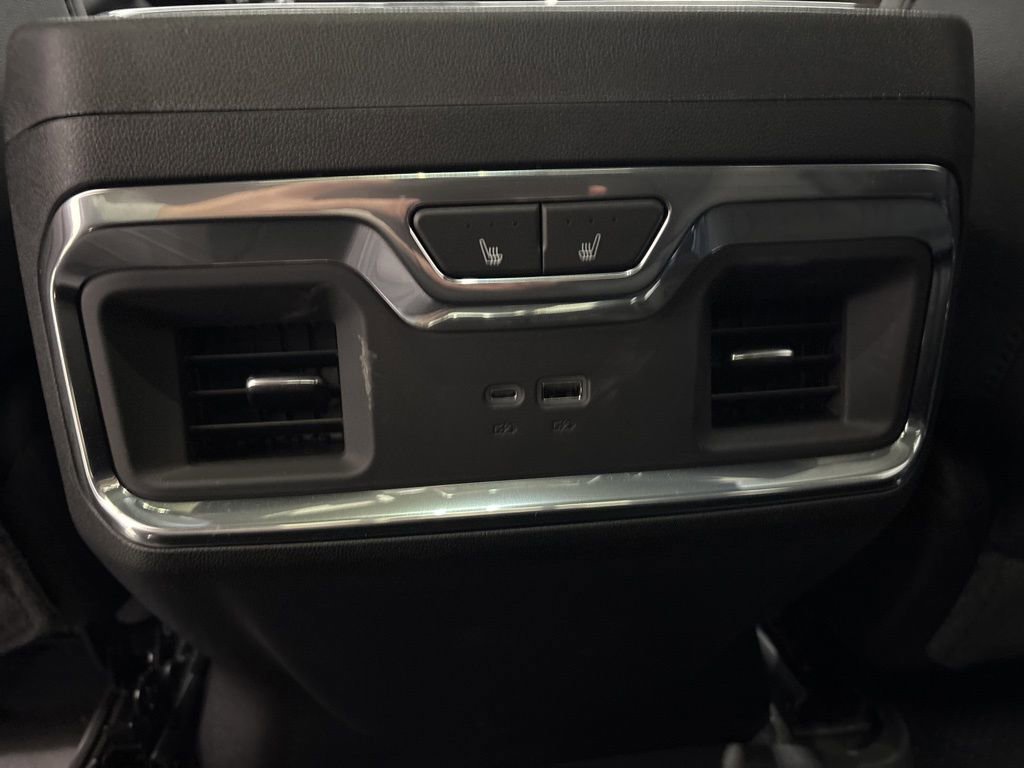 Used 2025 Chevrolet Silverado 1500 High Country w/ High Country Premium Package image 35