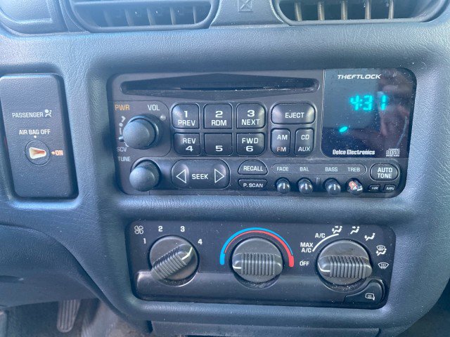 Used 2001 GMC Sonoma SLS w/ Super Spec Pkg 3 image 59