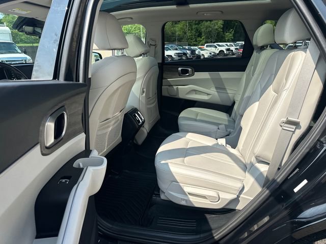 Used 2022 Kia Sorento X-Line EX image 16