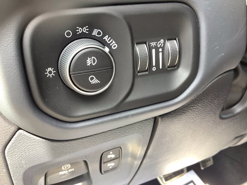 Certified 2023 RAM 1500 Limited AWD/4WD image 29