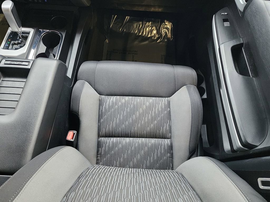 Used 2021 Toyota Tundra SR5 w/ SR5 Upgrade Package RWD image 14