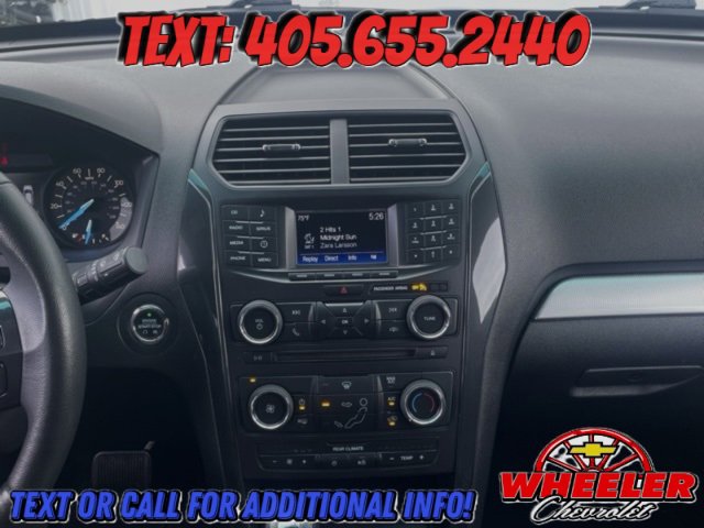 Used 2017 Ford Explorer XLT image 18