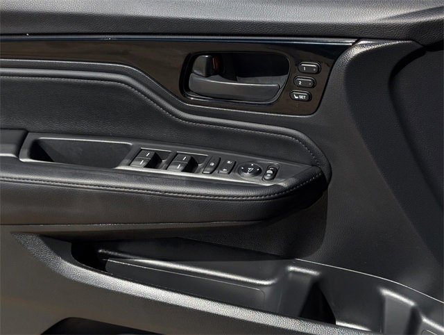 Used 2025 Honda Odyssey Touring image 22