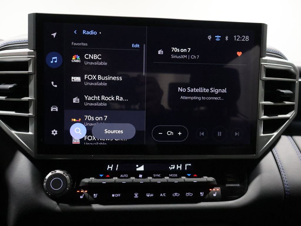 Used 2025 Toyota Tundra Platinum image 27