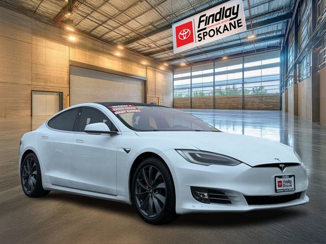 Used 2020 Tesla Model S Performance image 2