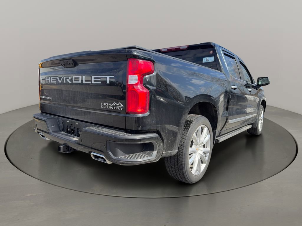 Used 2022 Chevrolet Silverado 1500 High Country w/ High Country Premium Package image 7