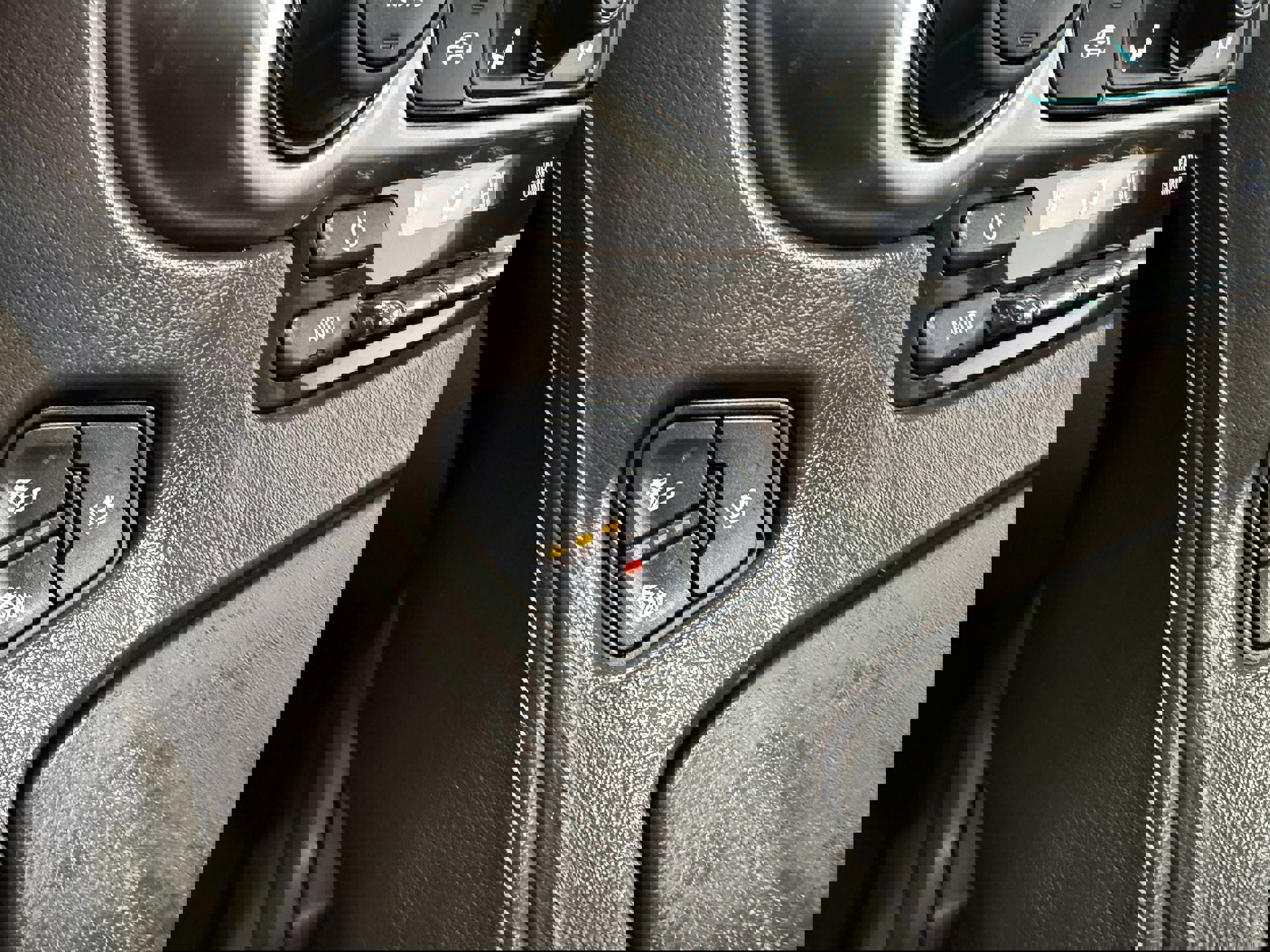 Used 2017 Chevrolet Suburban Premier image 24