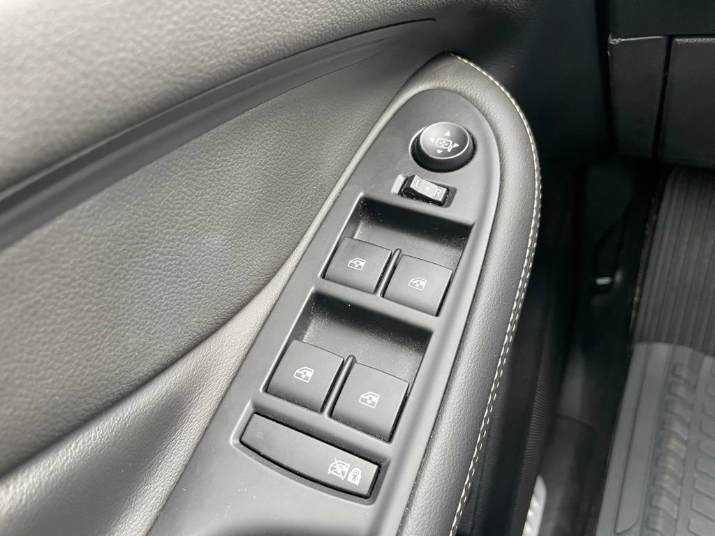 Used 2017 Buick Envision Essence image 21