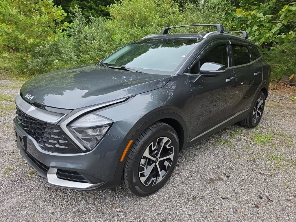 Used 2023 Kia Sportage EX AWD/4WD image 3