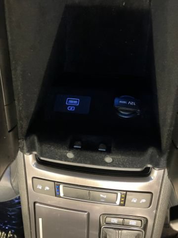Used 2018 Genesis G80 3.8 w/ Option Group 02 RWD image 29