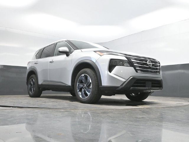 Used 2024 Nissan Rogue SV FWD image 47