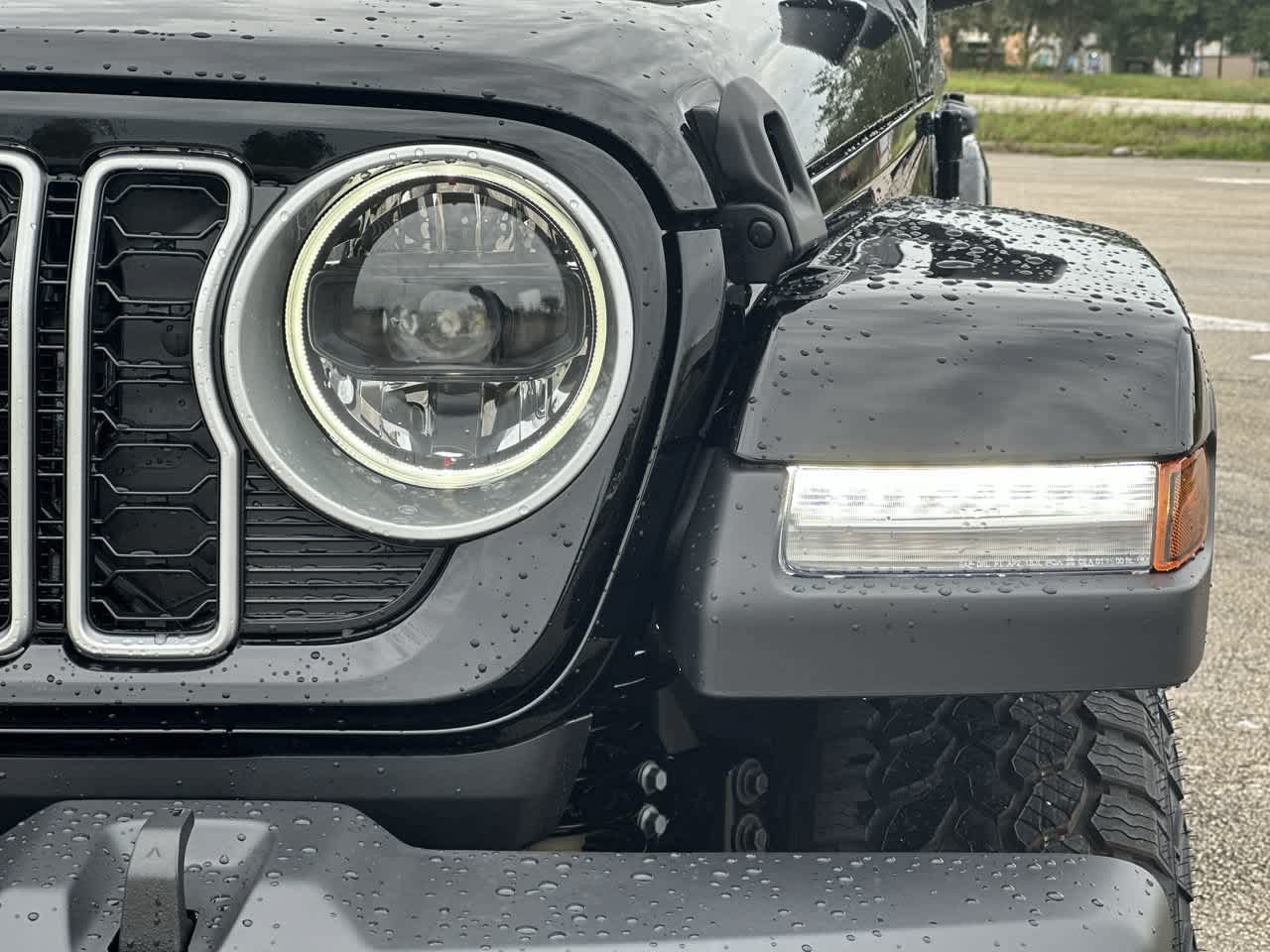 New 2027 Jeep Wrangler Unlimited Sahara AWD/4WD image 11