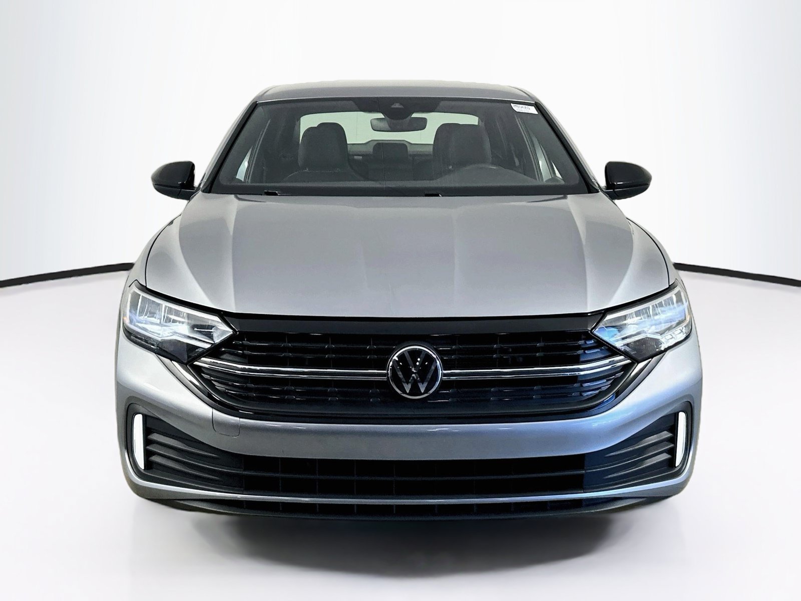Used 2024 Volkswagen Jetta Sport FWD image 2