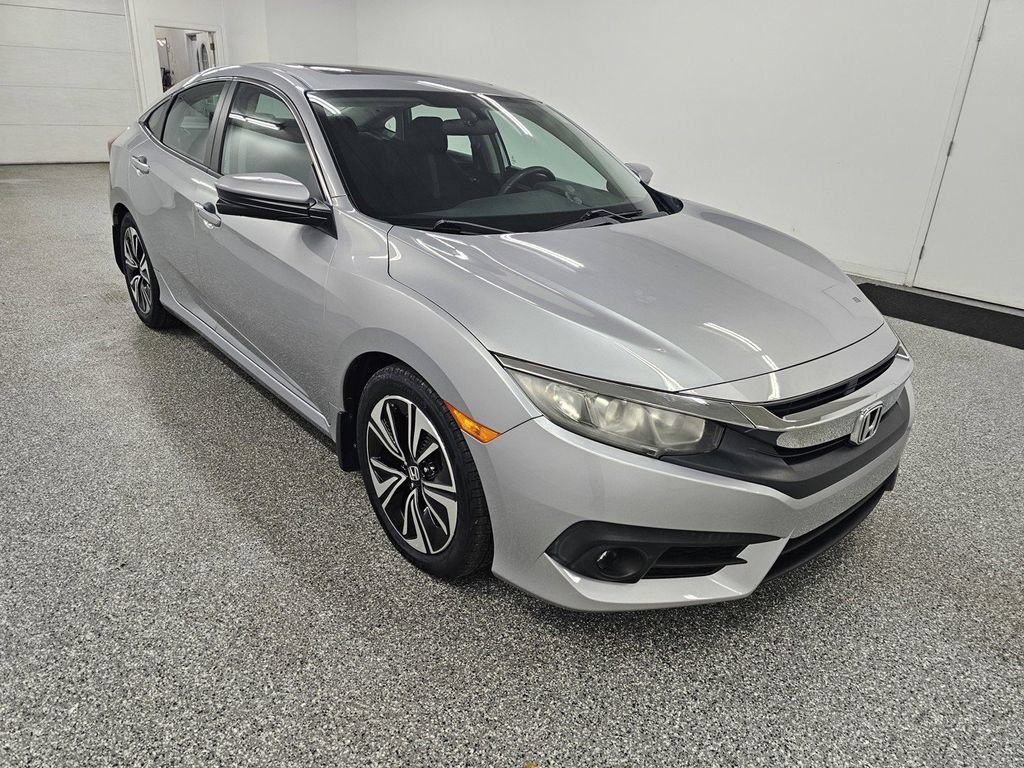 Used 2016 Honda Civic EX-T image 3