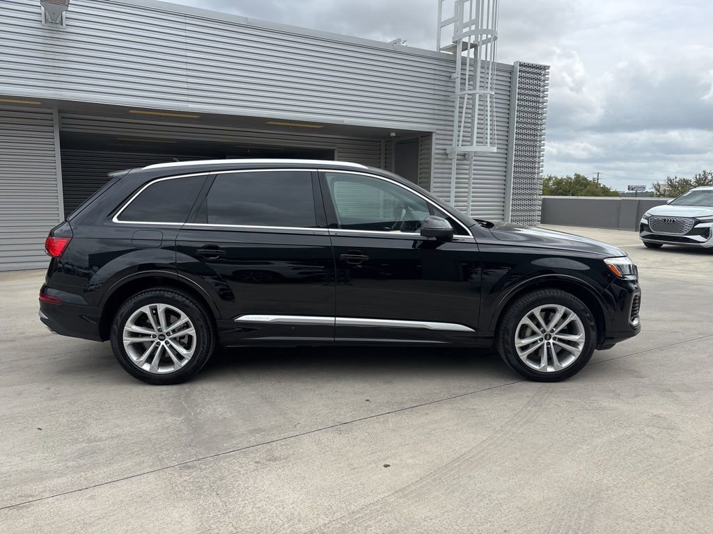 Used 2025 Audi Q7 3.0T Premium Plus image 4