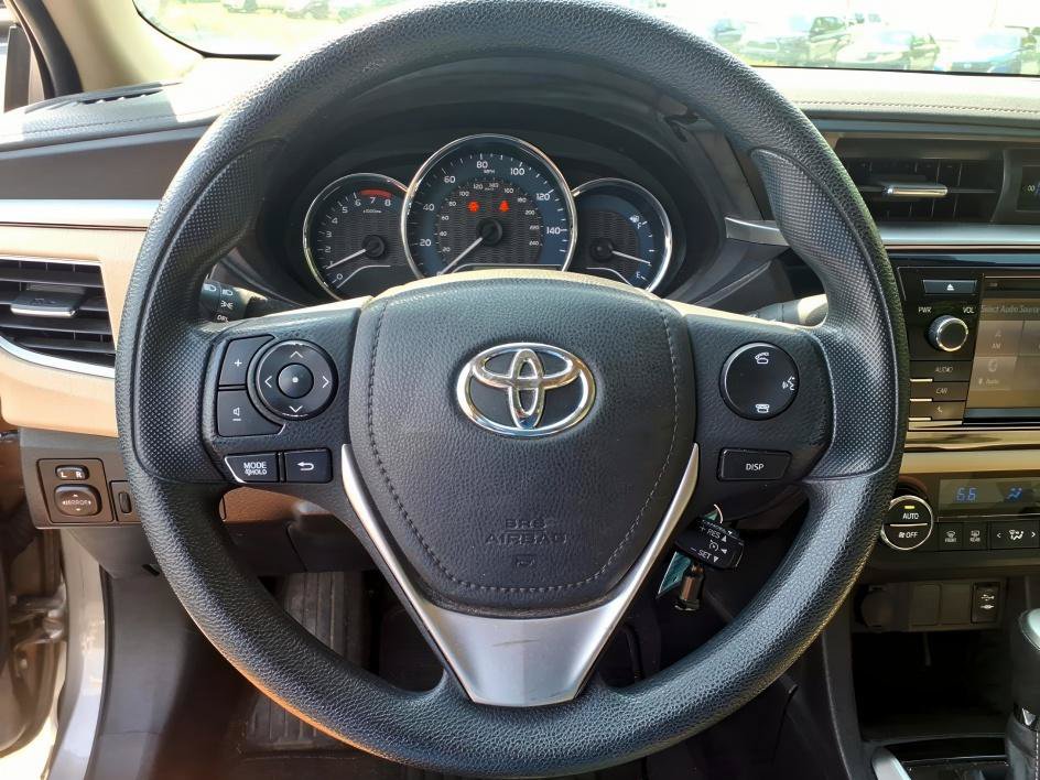 Used 2016 Toyota Corolla LE FWD image 21