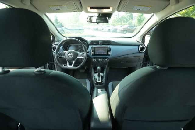 Used 2025 Nissan Versa SV FWD image 24