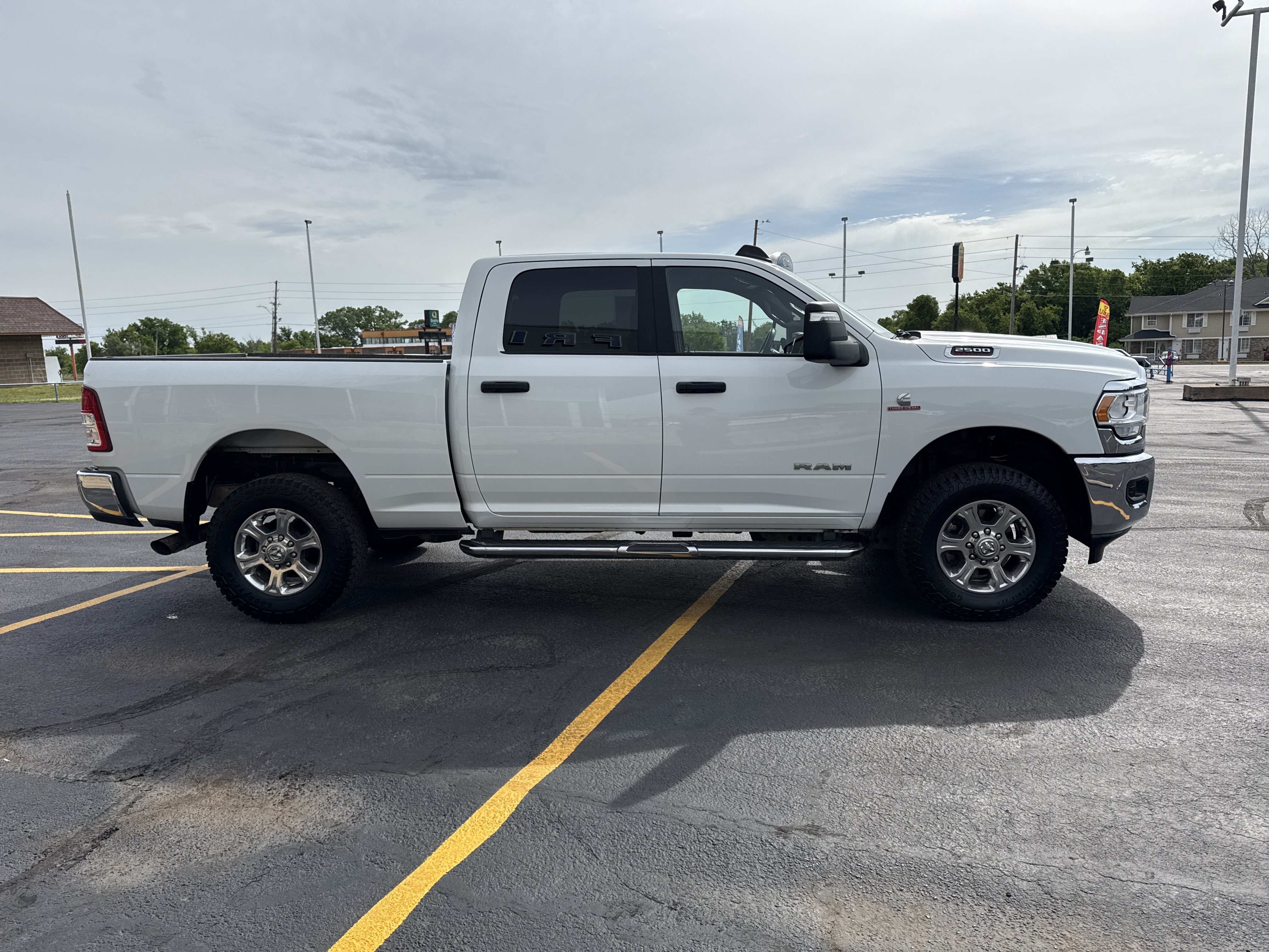 Used 2024 RAM 2500 Big Horn AWD/4WD image 4