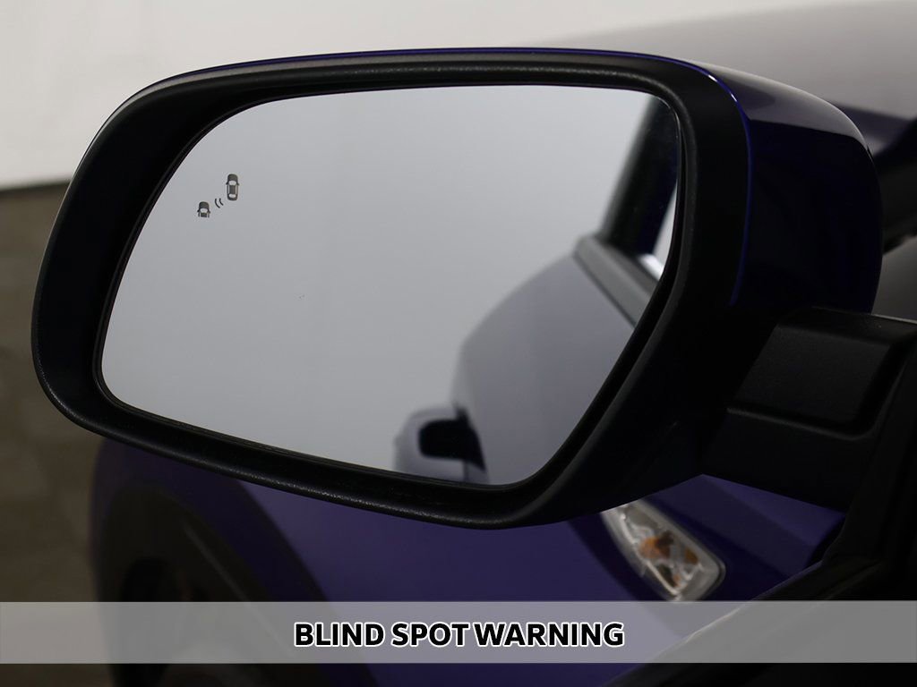 Certified 2025 Hyundai Venue Limited image 4