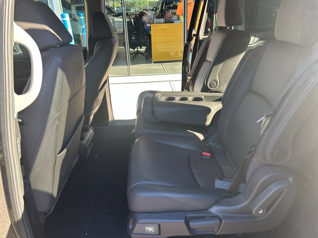 Used 2019 Honda Odyssey EX-L image 7