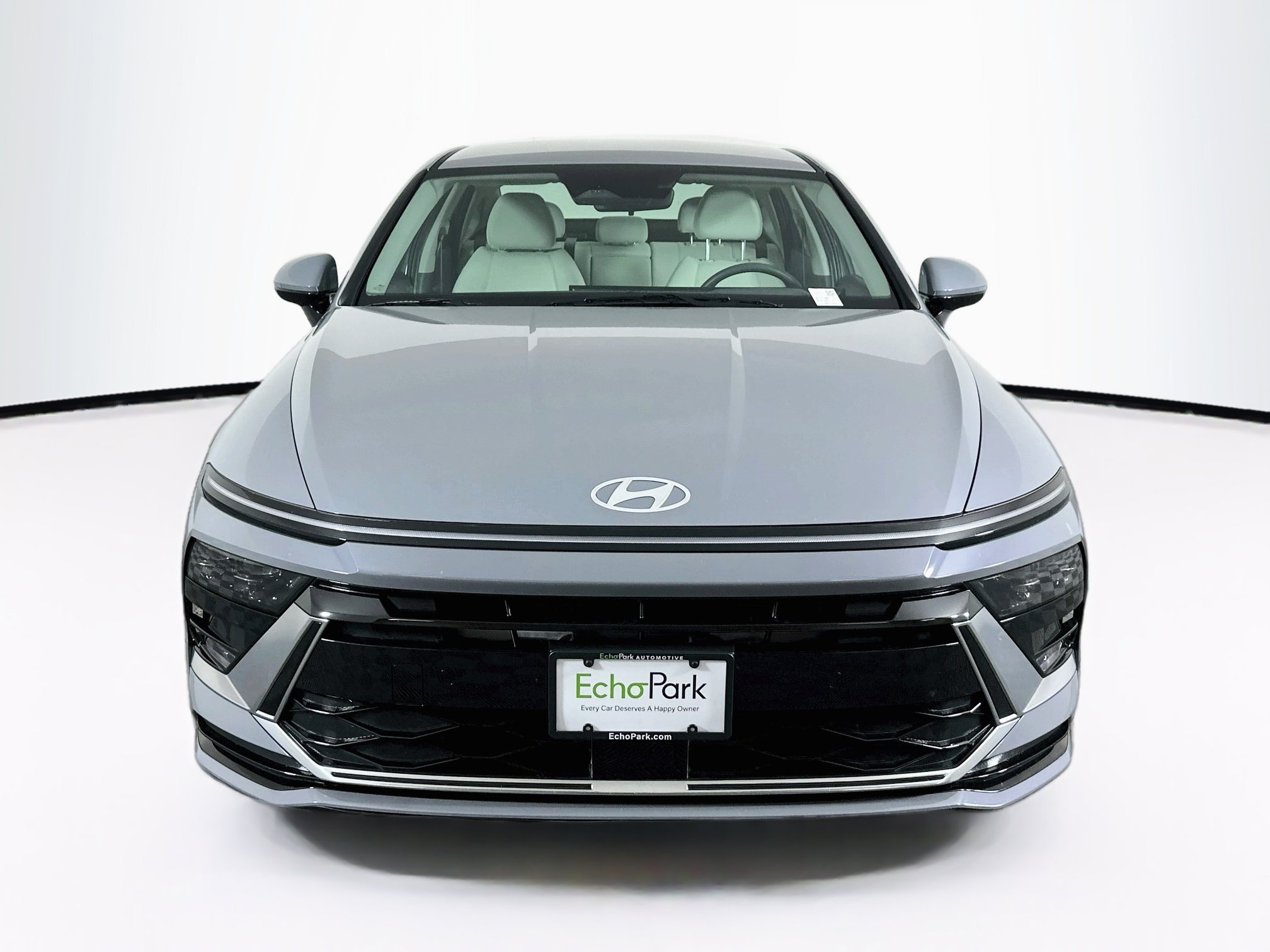 Used 2024 Hyundai Sonata SEL FWD image 2