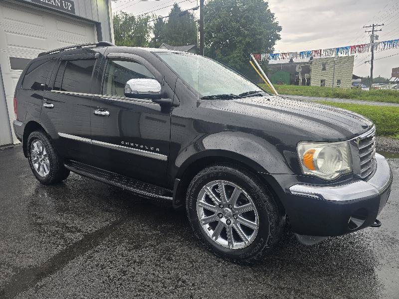 Used 2008 Chrysler Aspen Limited AWD/4WD image 3