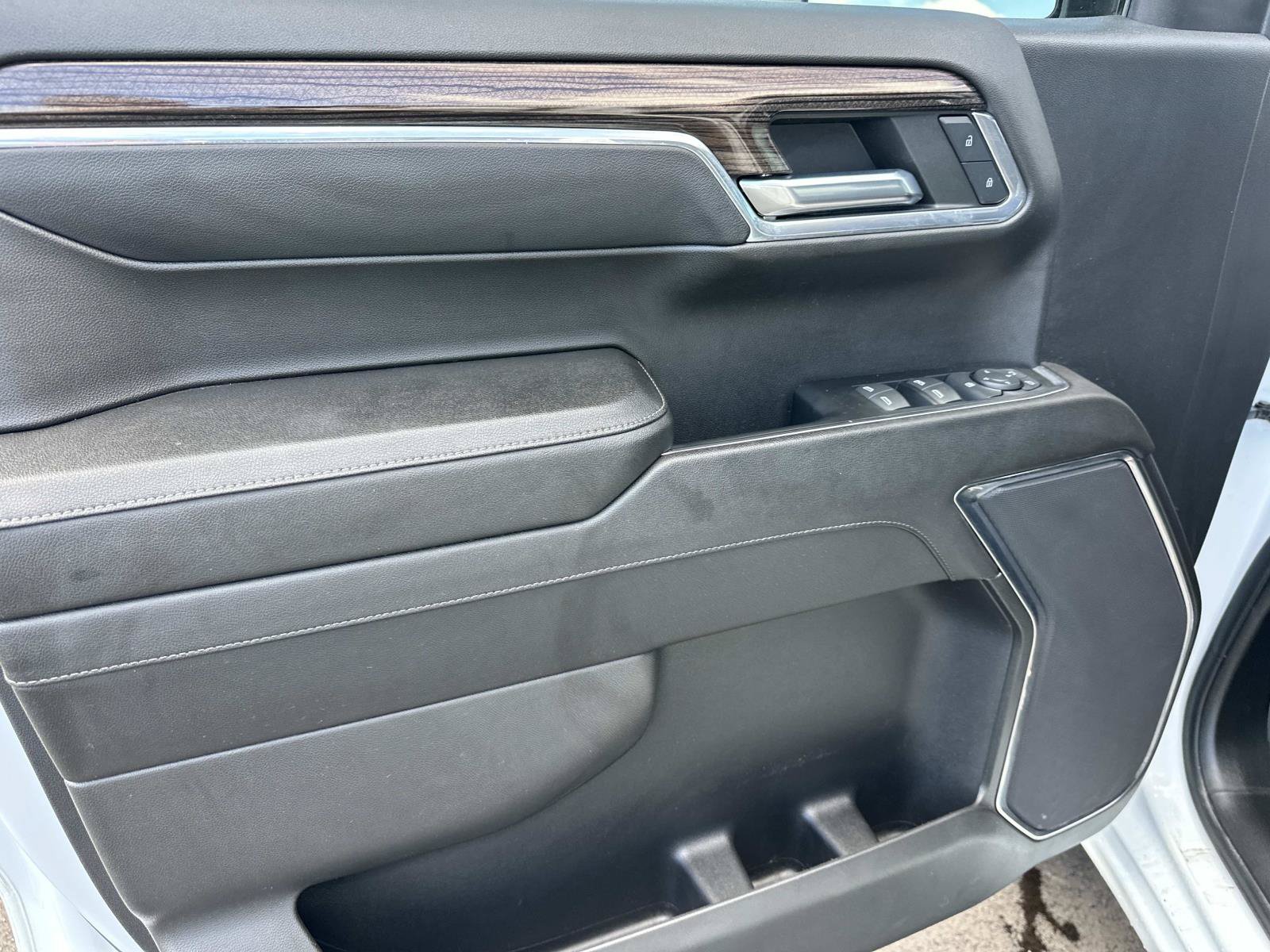 Certified 2023 Chevrolet Silverado 1500 LT Trail Boss w/ LPO, Dark Essentials Package AWD/4WD image 14