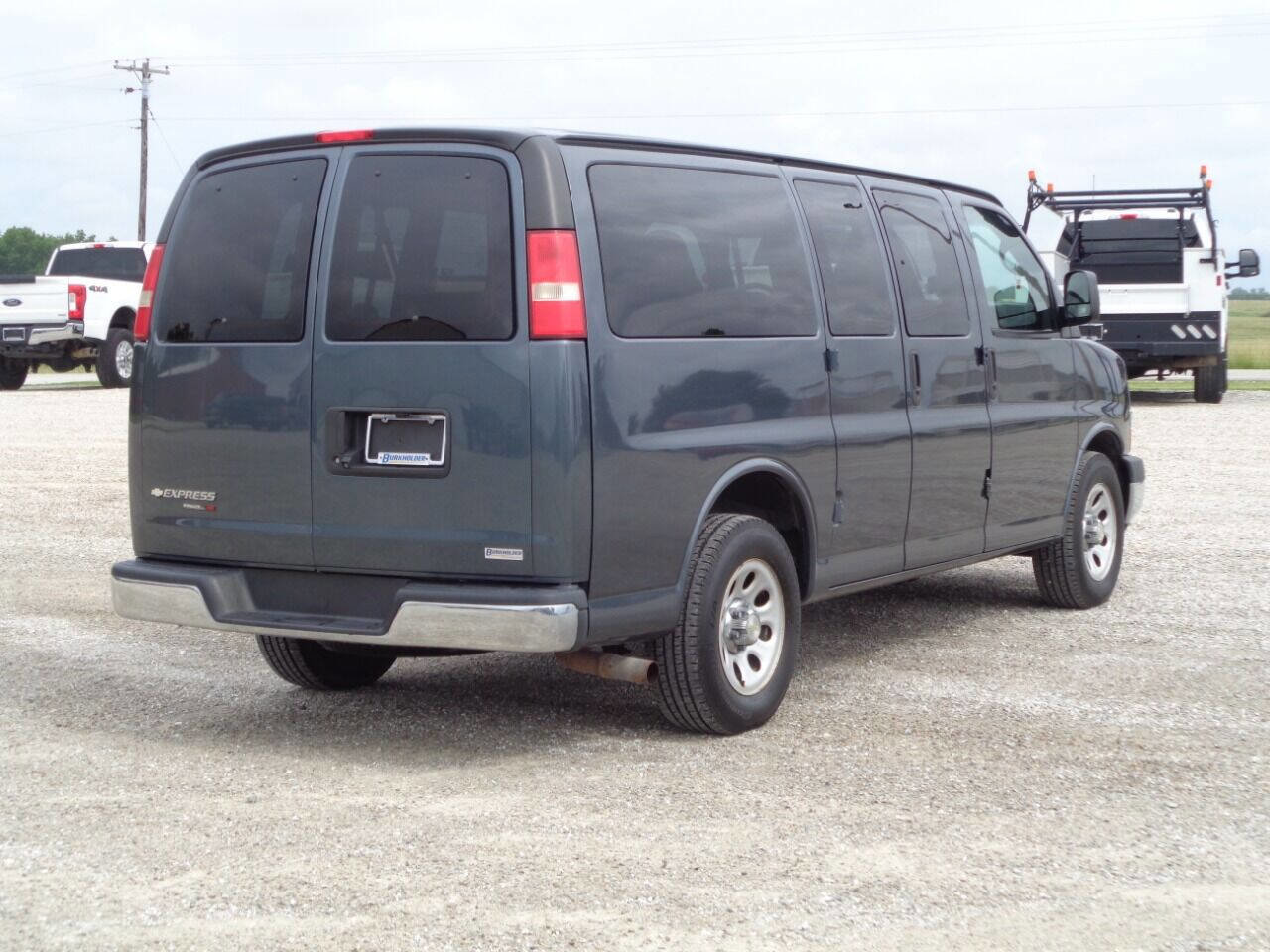 Used 2014 Chevrolet Express 1500 LT w/ LT Preferred Equipment Group image 6