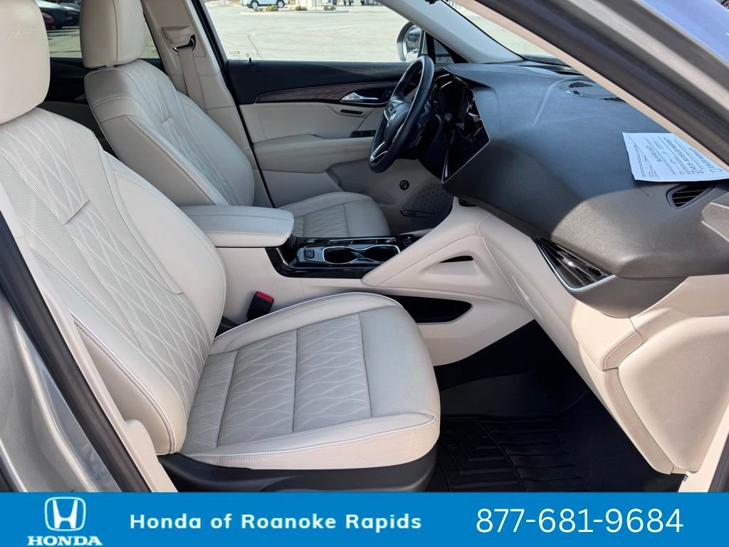 Used 2023 Buick Envision Avenir image 33