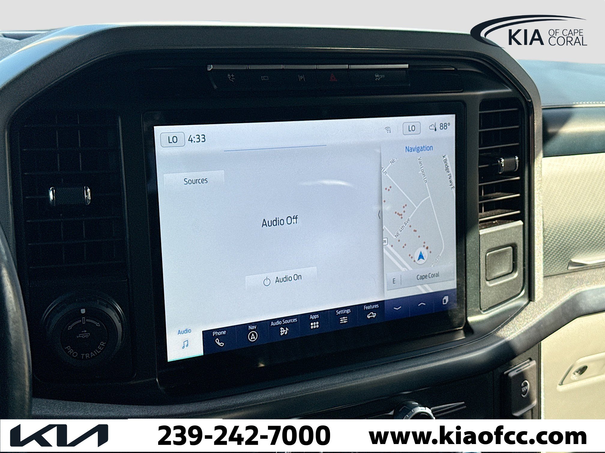 Used 2022 Ford F150 Limited image 29