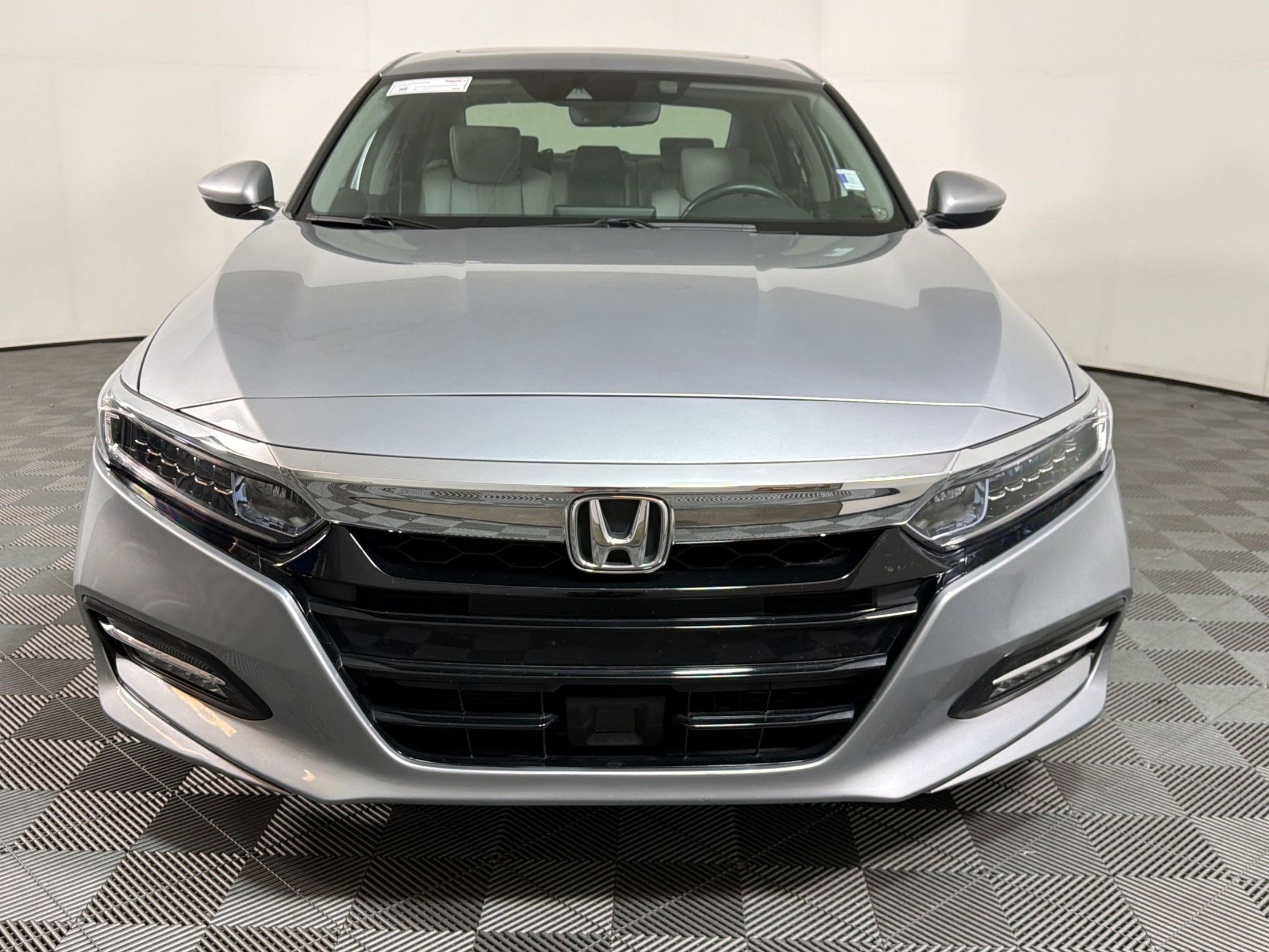 Used 2018 Honda Accord EX-L image 5