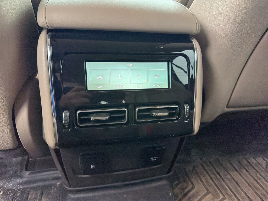 Used 2020 Lincoln Aviator Reserve w/ Elements Package Plus image 11