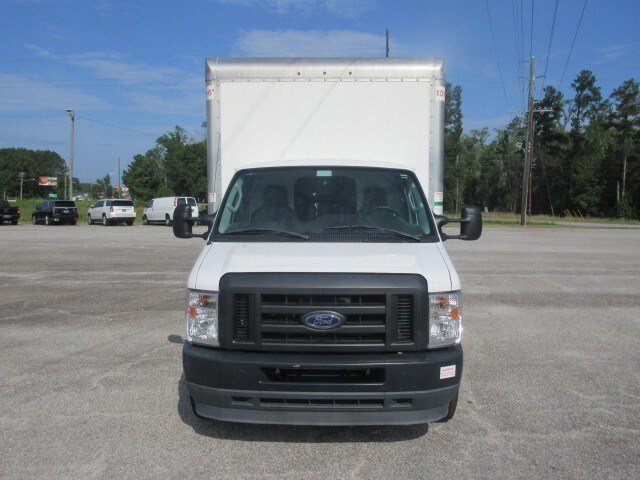 Used 2021 Ford E-350 and Econoline 350 Super Duty w/ Power Windows & Locks Group RWD image 3