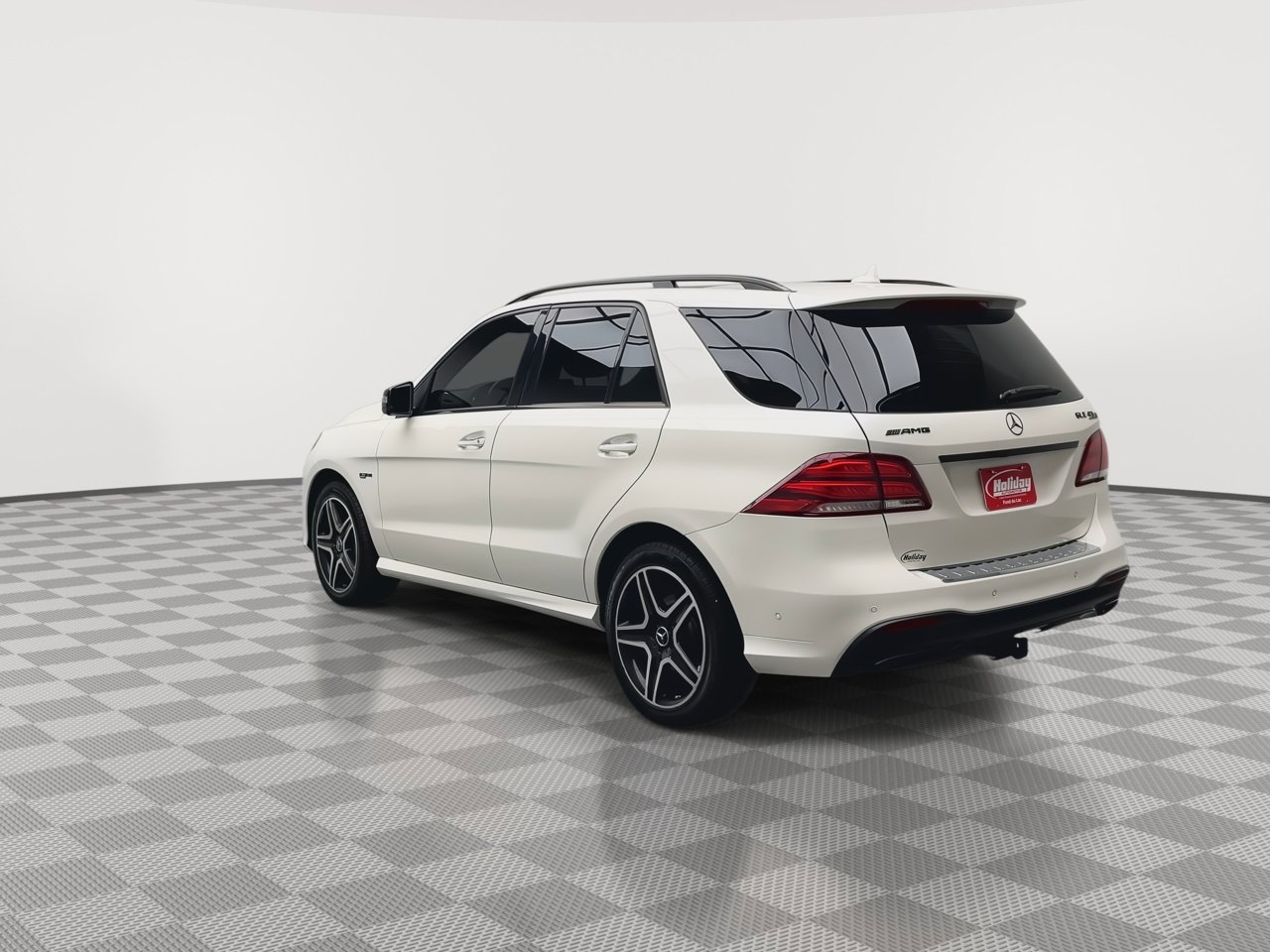 Used 2017 Mercedes-Benz GLE 43 AMG 4MATIC image 2