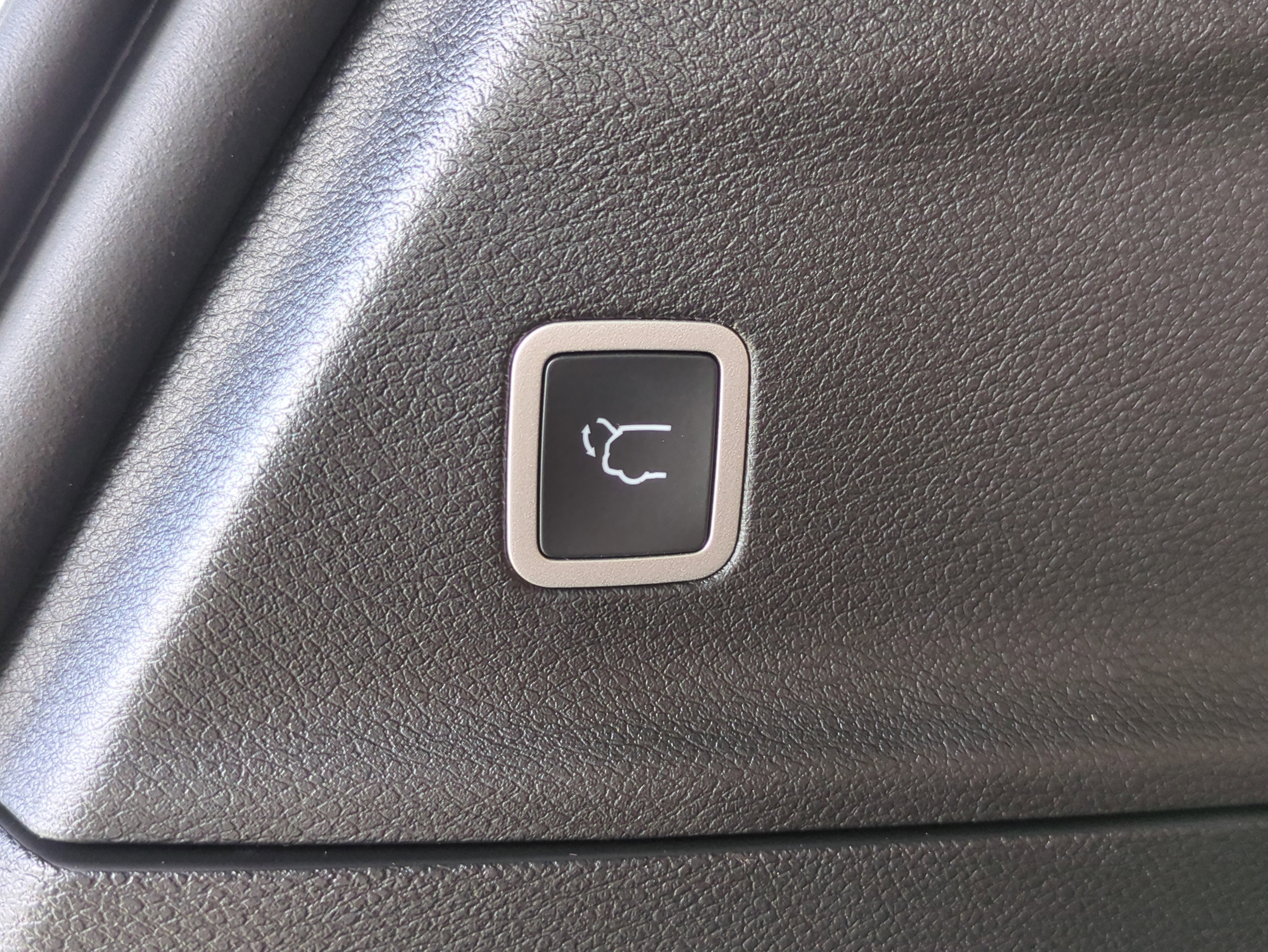 New 2026 Chrysler Pacifica Pinnacle w/ Trailer Tow Group image 14