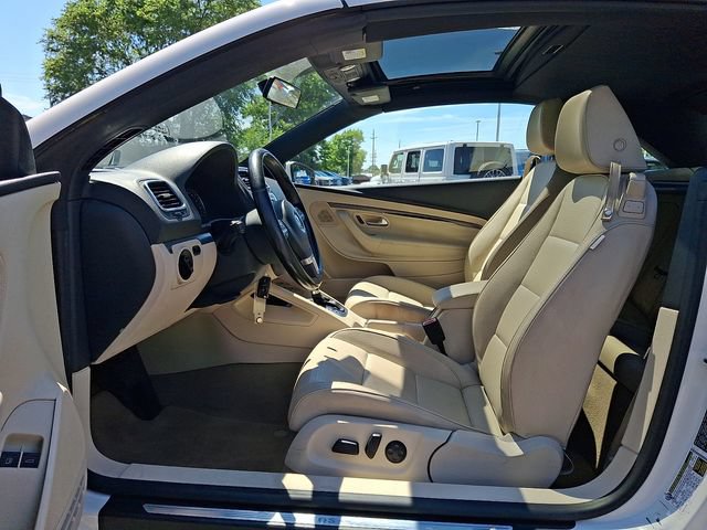 Used 2011 Volkswagen Eos Komfort FWD image 13