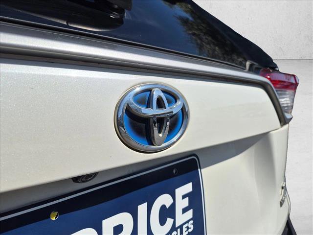 Used 2019 Toyota RAV4 XSE AWD/4WD image 11