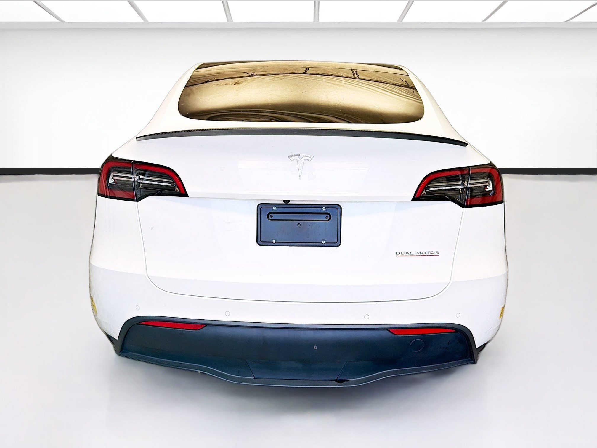 Used 2022 Tesla Model Y Performance AWD/4WD image 5