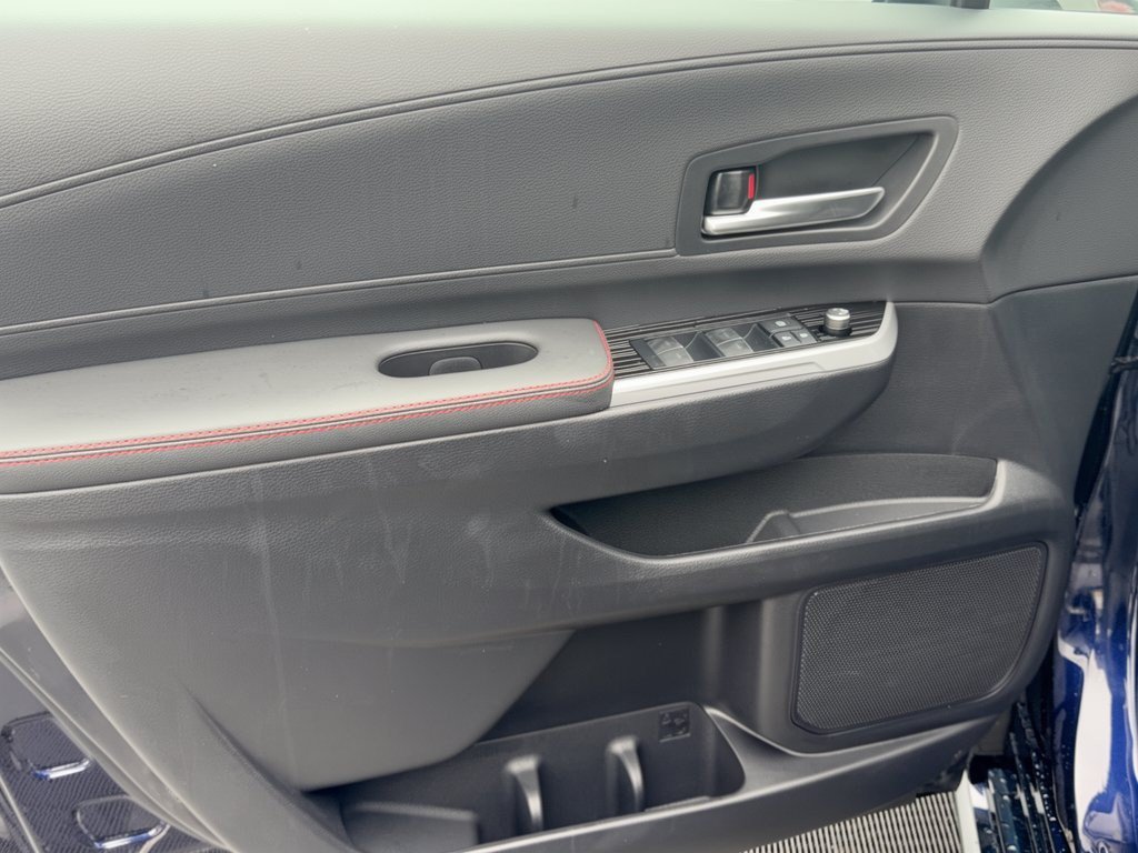 New 2026 Toyota Sienna XSE FWD image 15