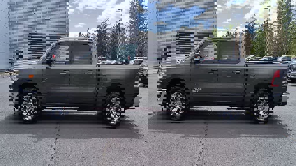 Used 2021 RAM 1500 Big Horn image 5