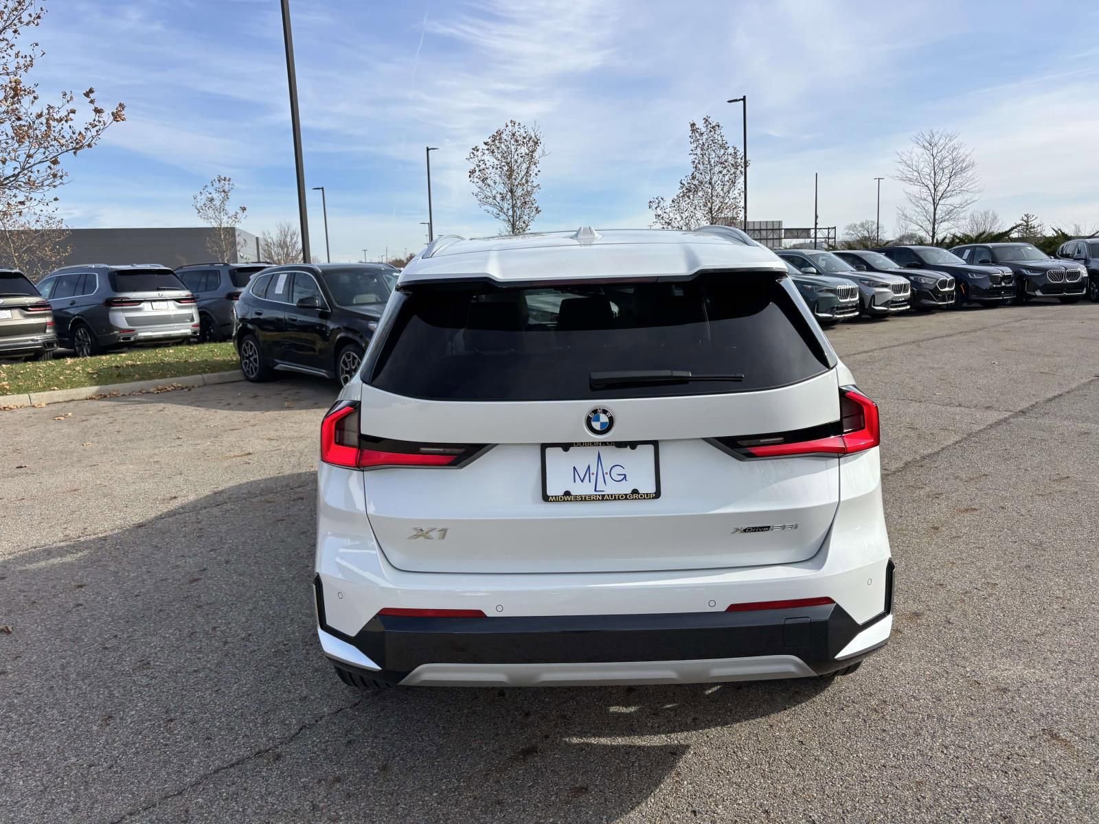 New 2026 BMW X1 xDrive28i w/ Technology Package image 6