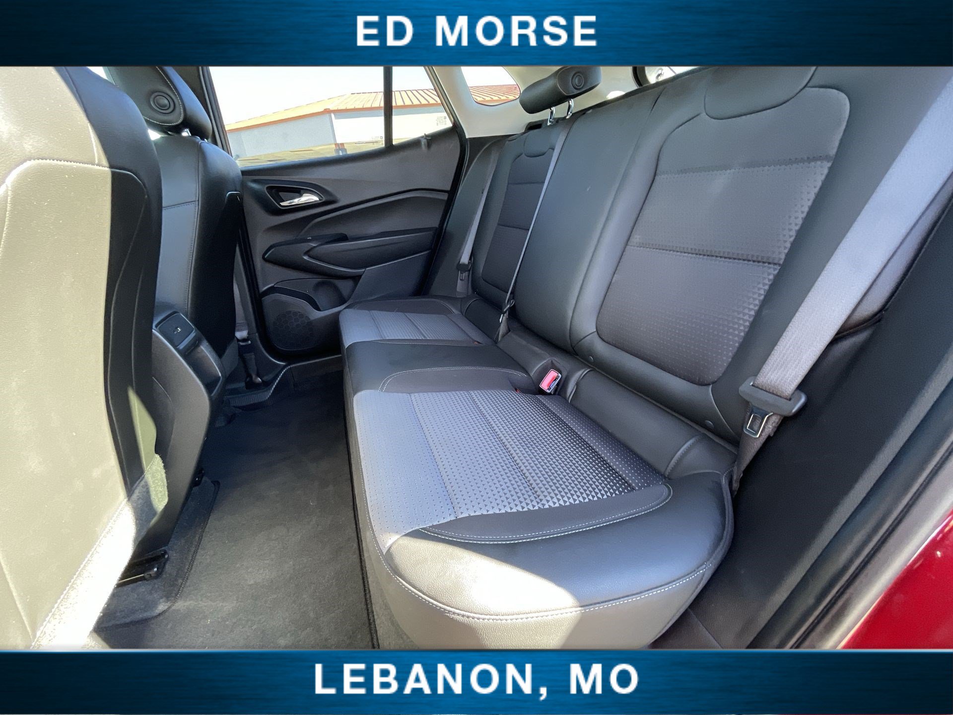 Certified 2025 Chevrolet Trax LT w/ LT Convenience Package FWD image 22