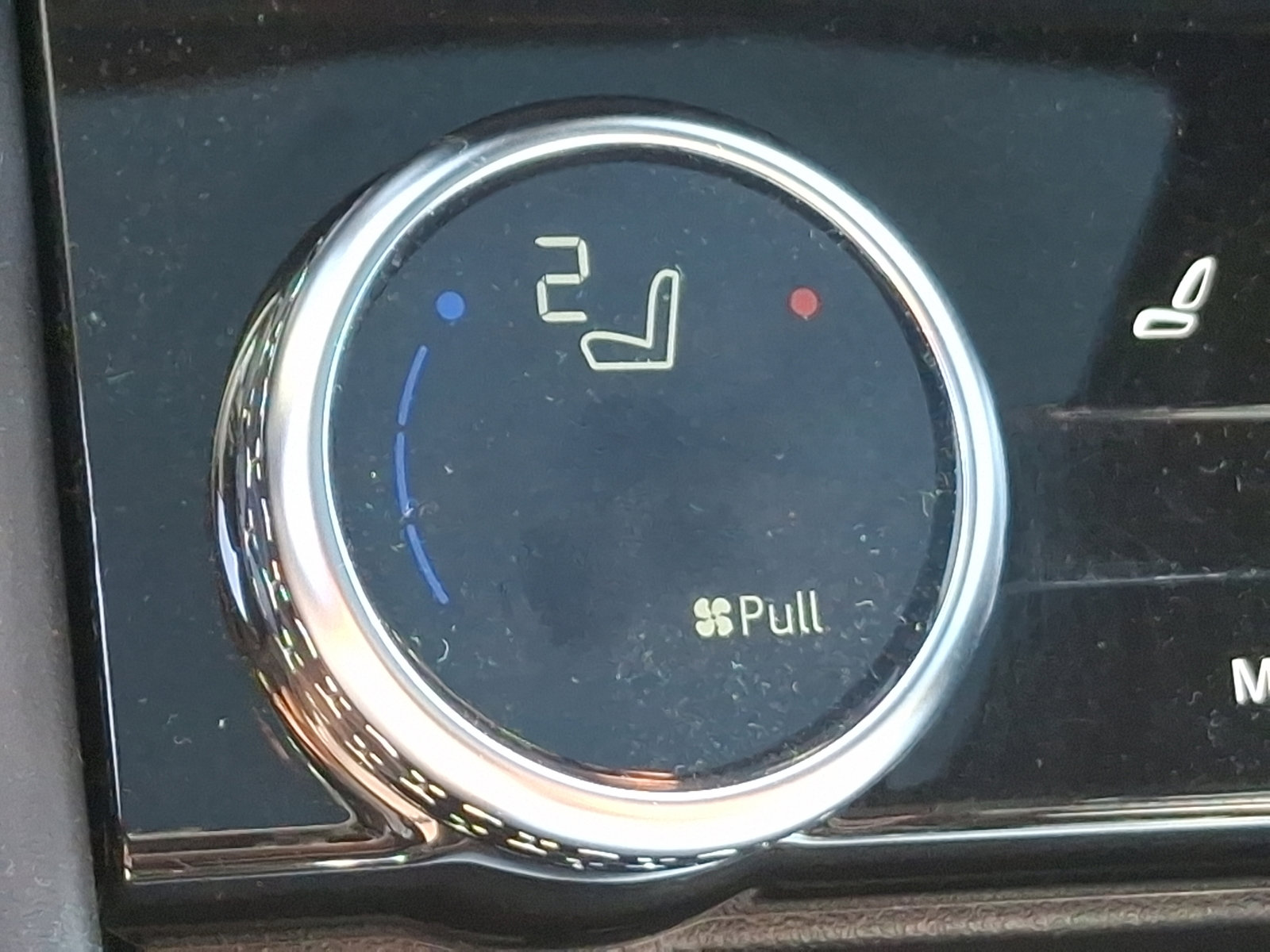 Used 2021 Jaguar F-PACE SVR image 26