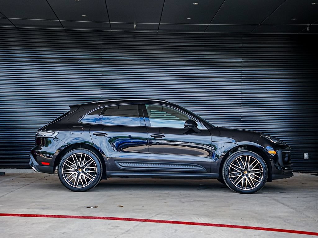 New 2026 Porsche Macan AWD/4WD image 10