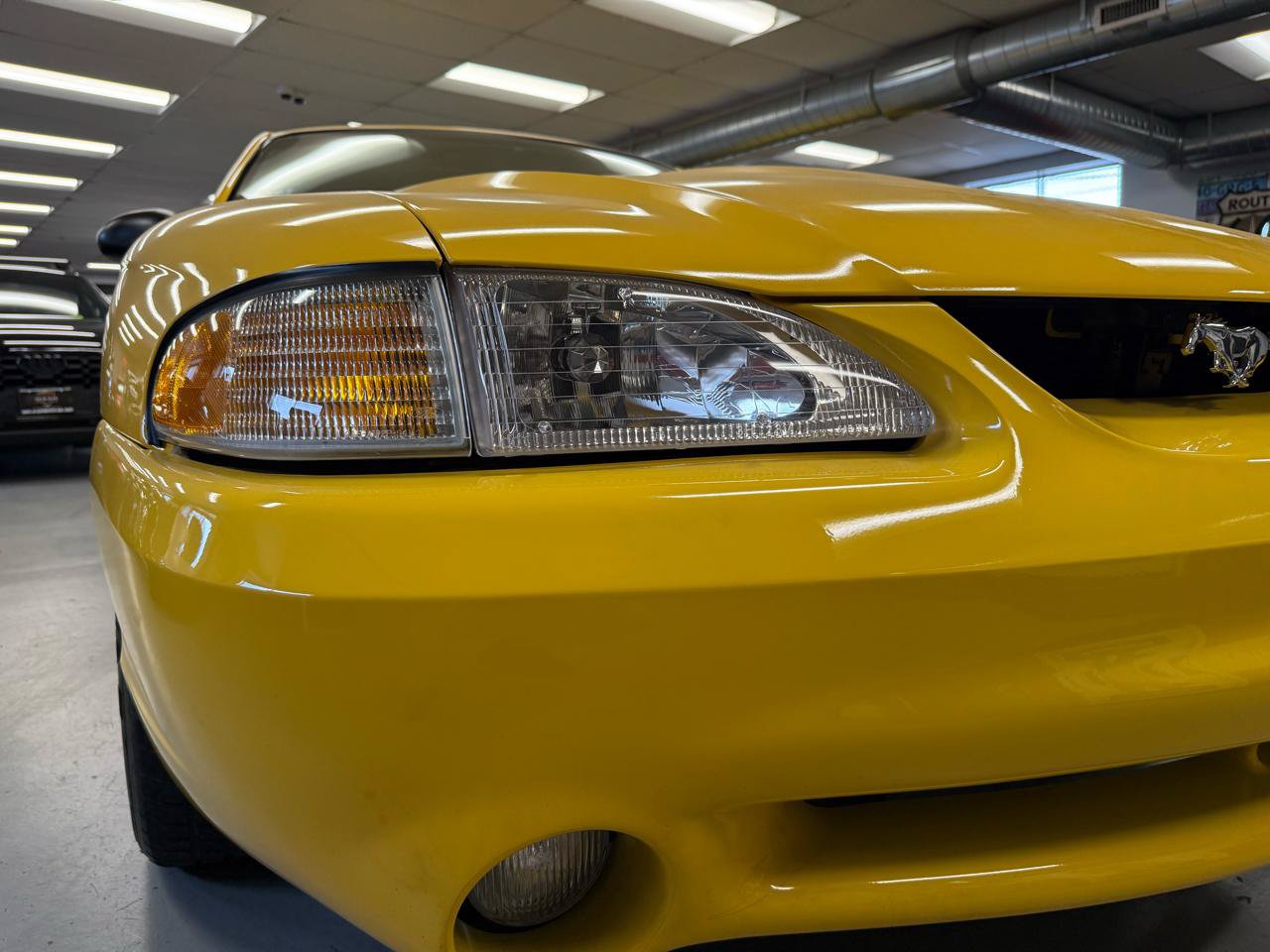 Used 1998 Ford Mustang Cobra RWD image 27