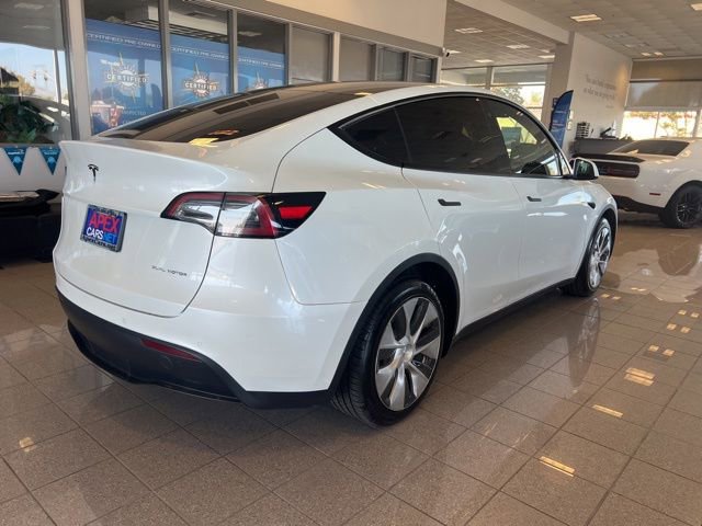 Used 2022 Tesla Model Y Long Range AWD/4WD image 5