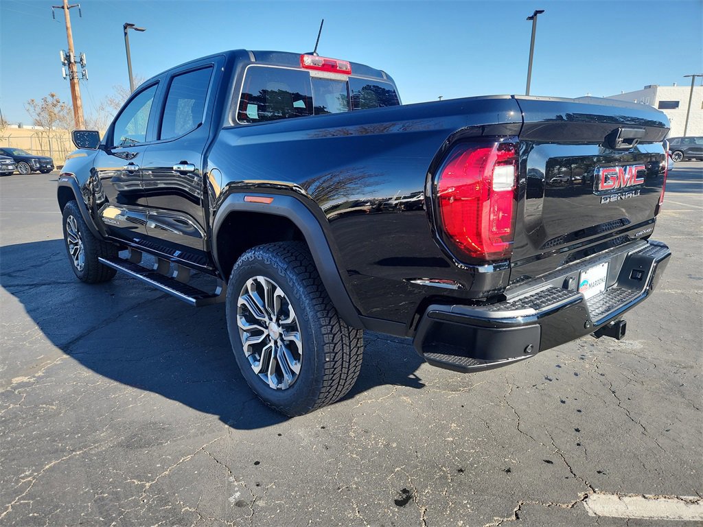 New 2026 GMC Canyon Denali image 4